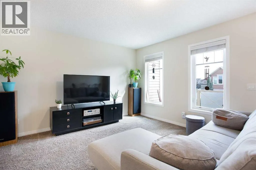176 Windstone Link SW