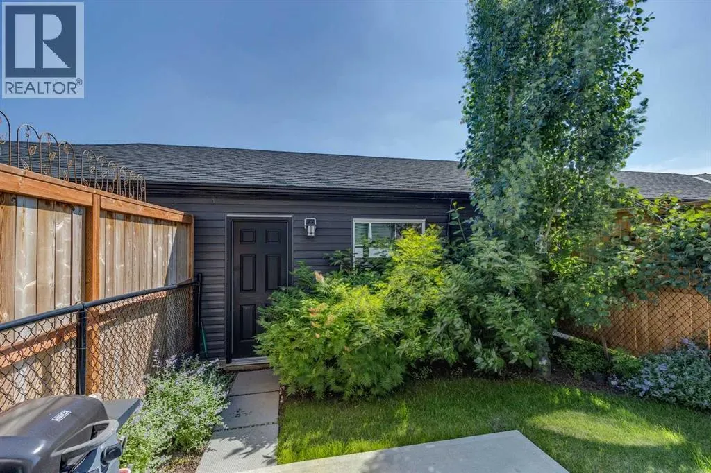 385 Midtown Gate SW