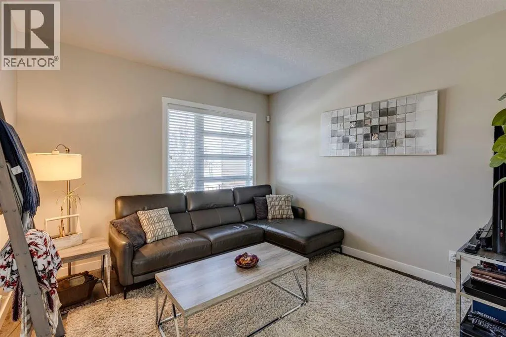 385 Midtown Gate SW