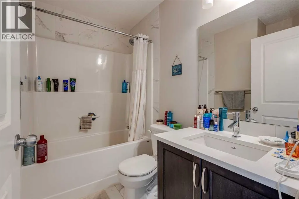 385 Midtown Gate SW