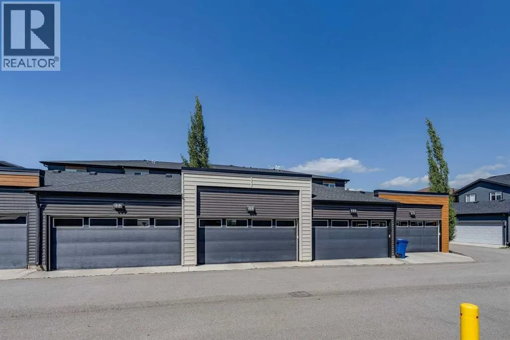 385 Midtown Gate SW