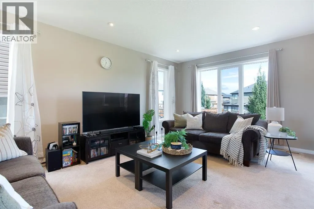 139 Windwood Grove SW