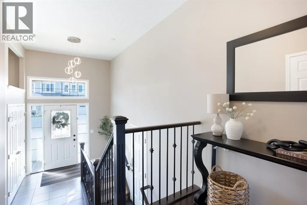 139 Windwood Grove SW