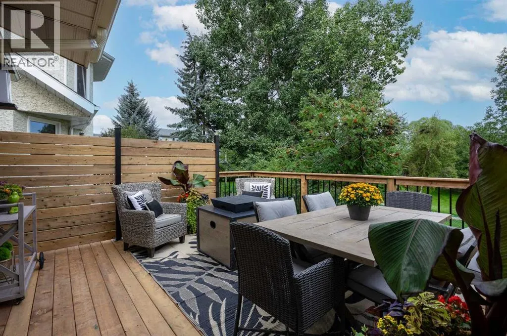 121 Woodford Close SW