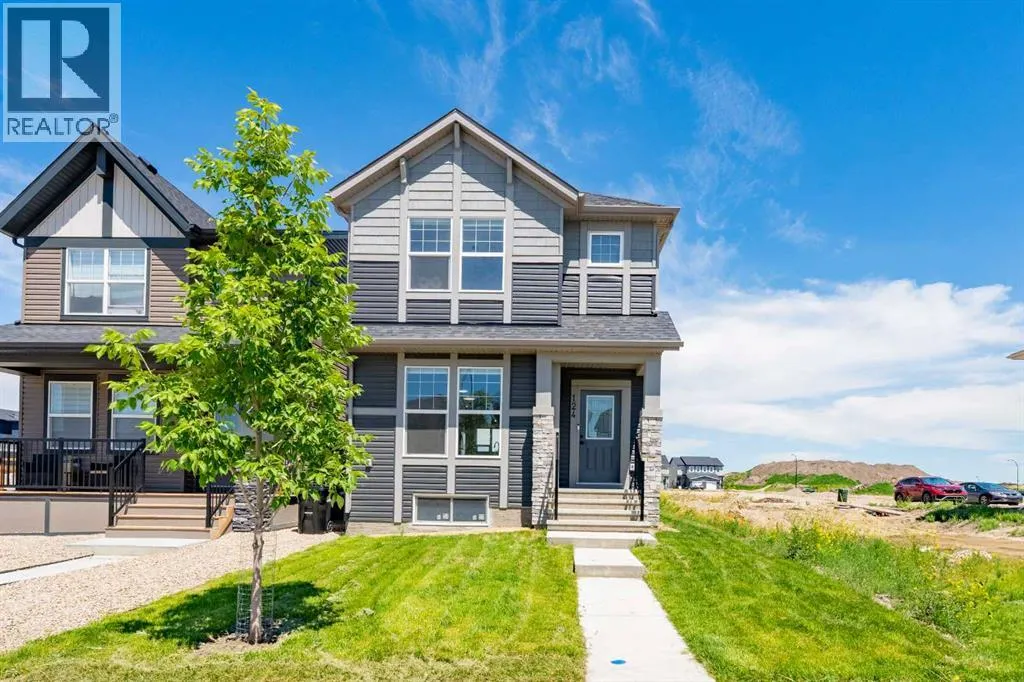 124 Legacy Glen Place SE
