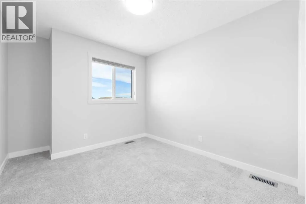 124 Legacy Glen Place SE