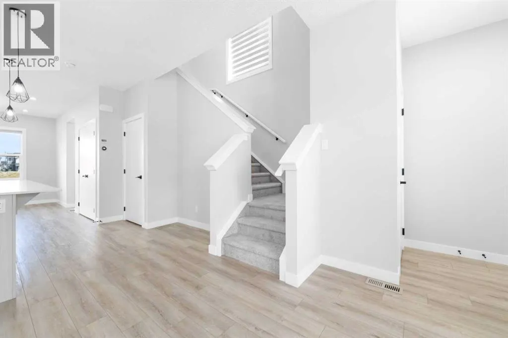 124 Legacy Glen Place SE