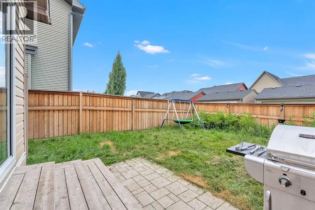 46 Walden Court SE