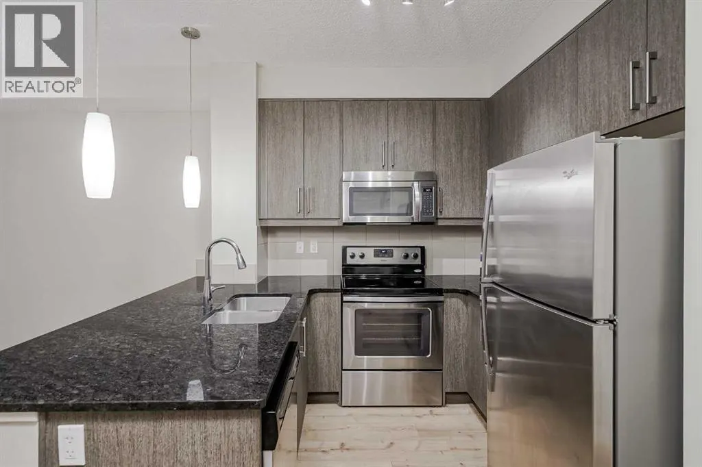 205, 402 Marquis Lane SE