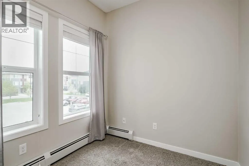 205, 402 Marquis Lane SE