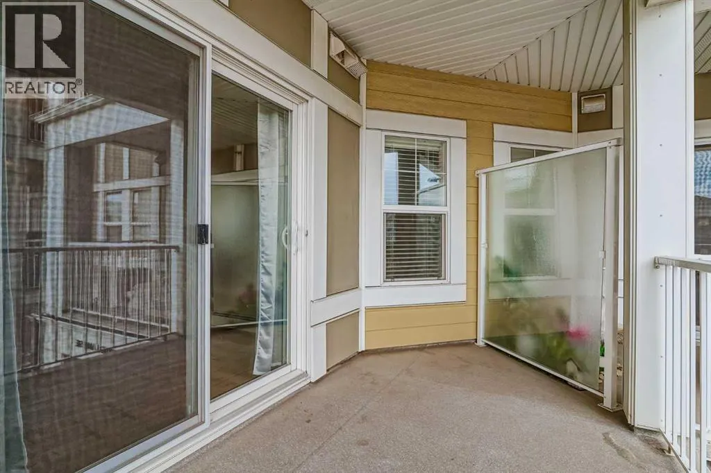205, 402 Marquis Lane SE