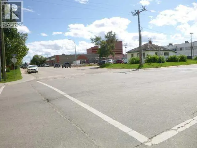10102, 10104, 10106 Manning Avenue