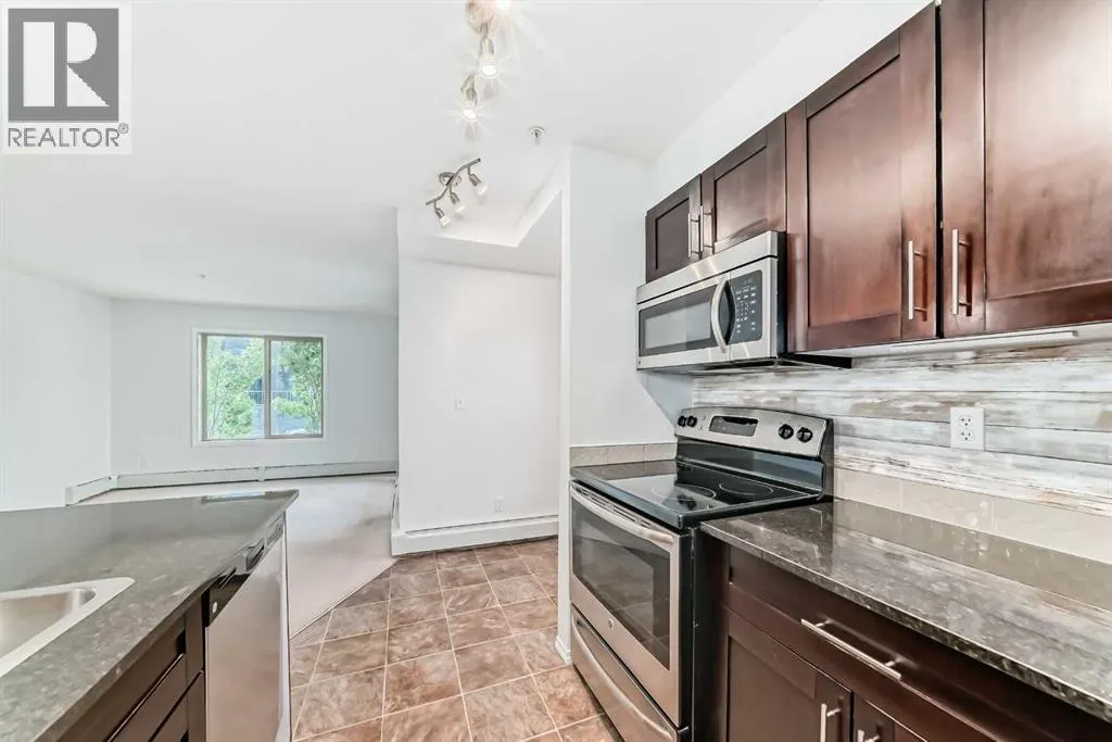 9113, 403 Mackenzie Way SW