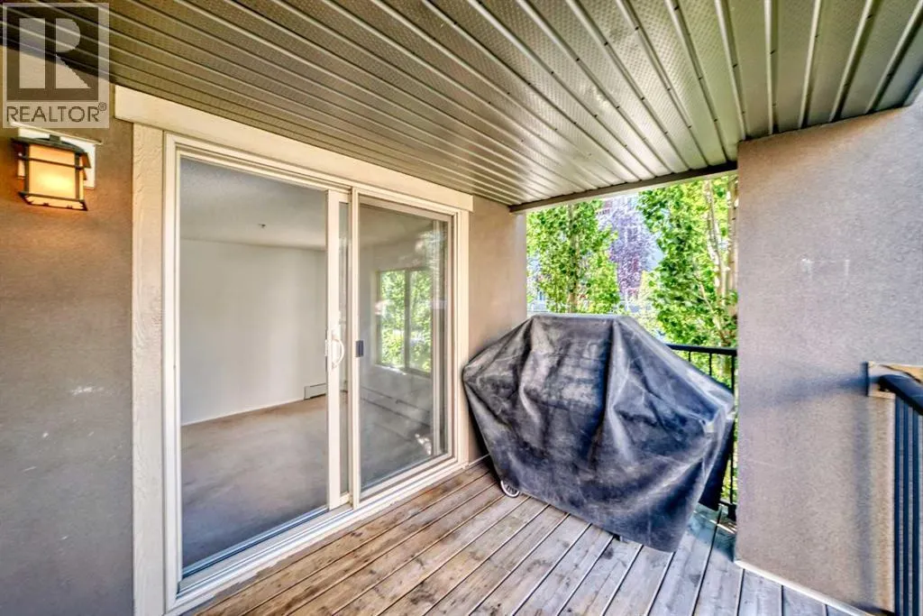 9113, 403 Mackenzie Way SW