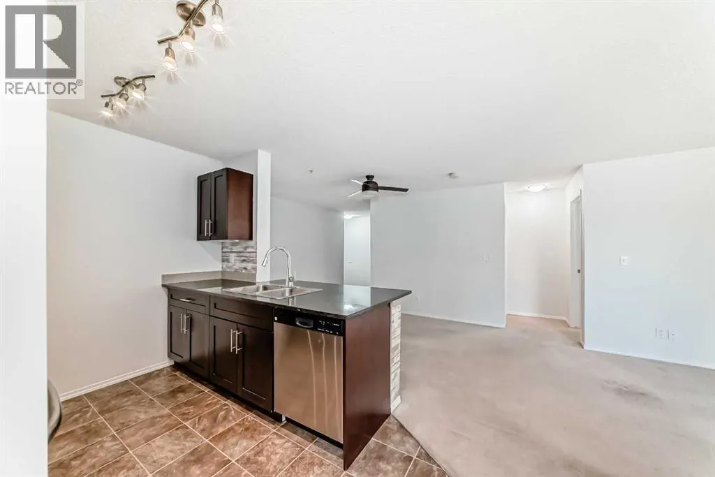 9113, 403 Mackenzie Way SW