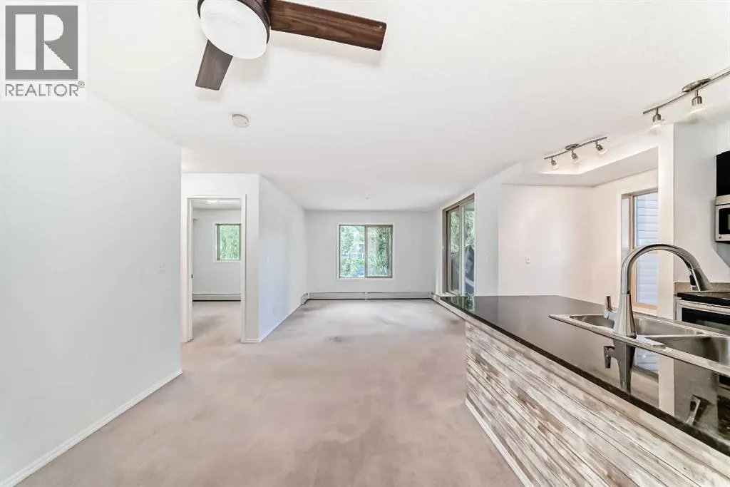 9113, 403 Mackenzie Way SW
