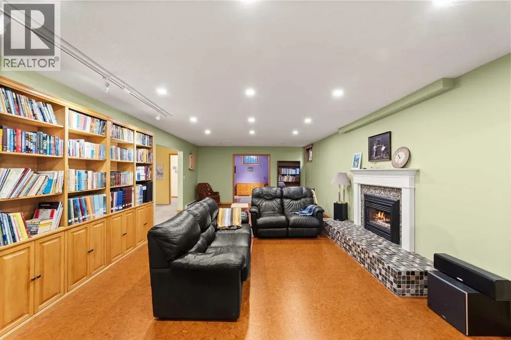 25 Westheights Drive