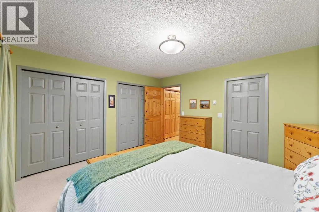 25 Westheights Drive
