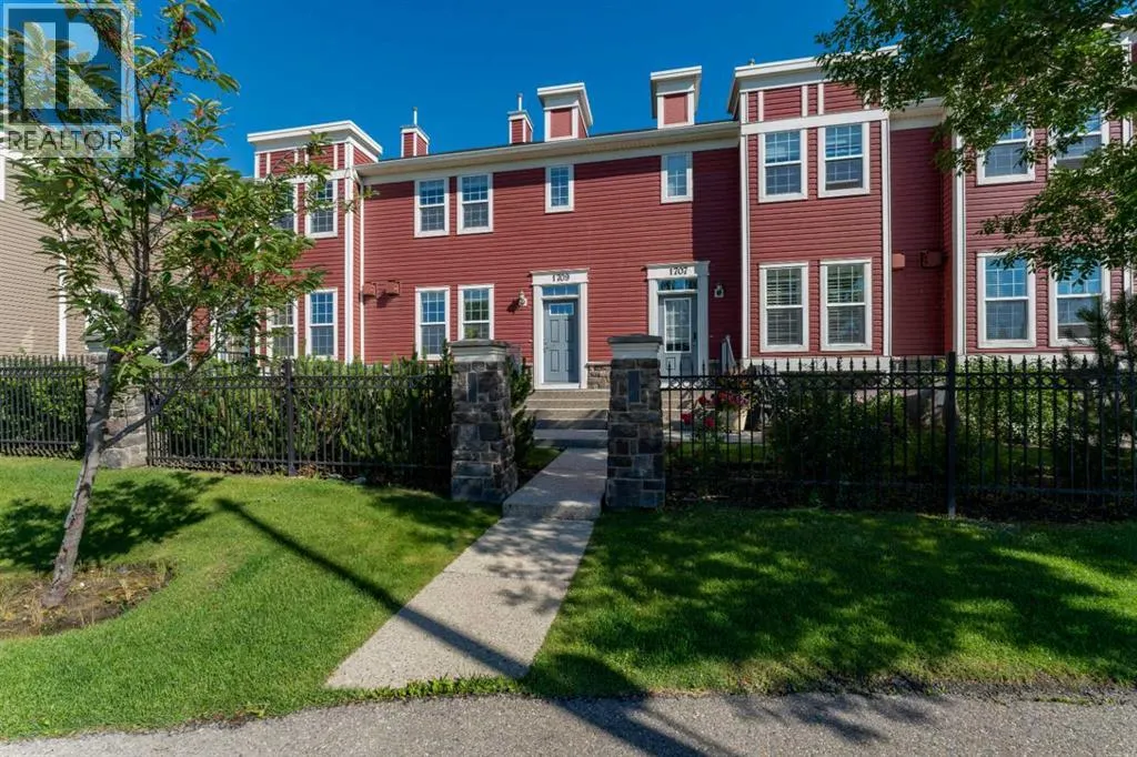 1709, 155 Silverado Skies Link SW