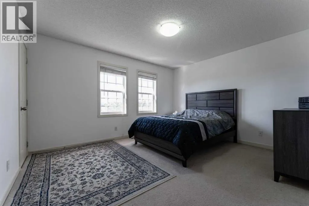 1709, 155 Silverado Skies Link SW