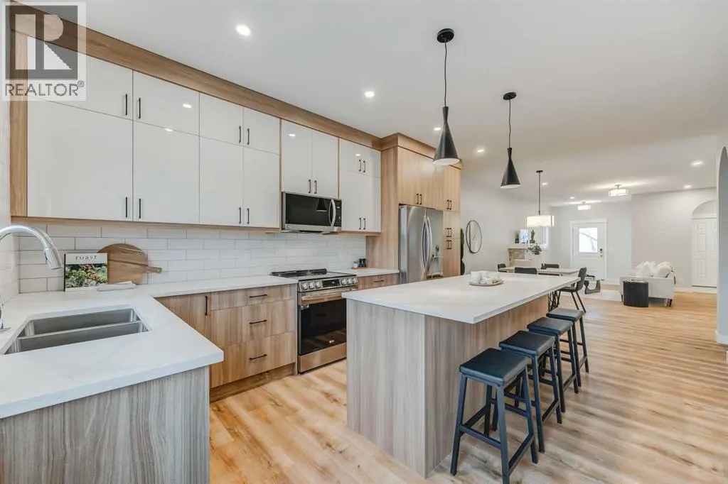 7 Clover Crescent