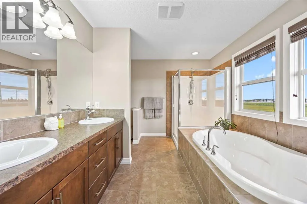 395 Mahogany Terrace SE