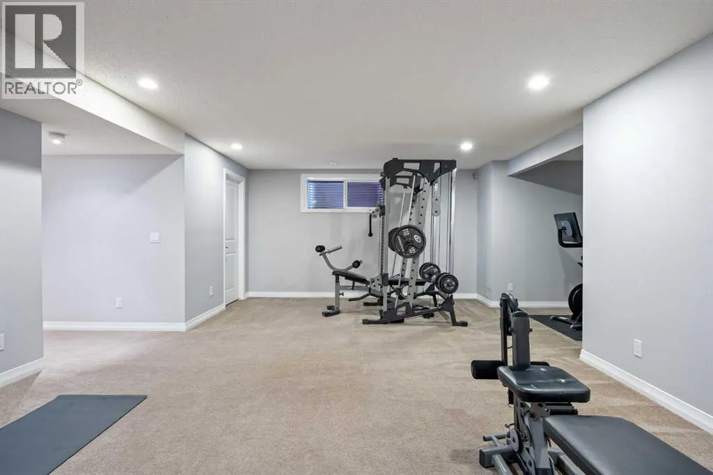 395 Mahogany Terrace SE