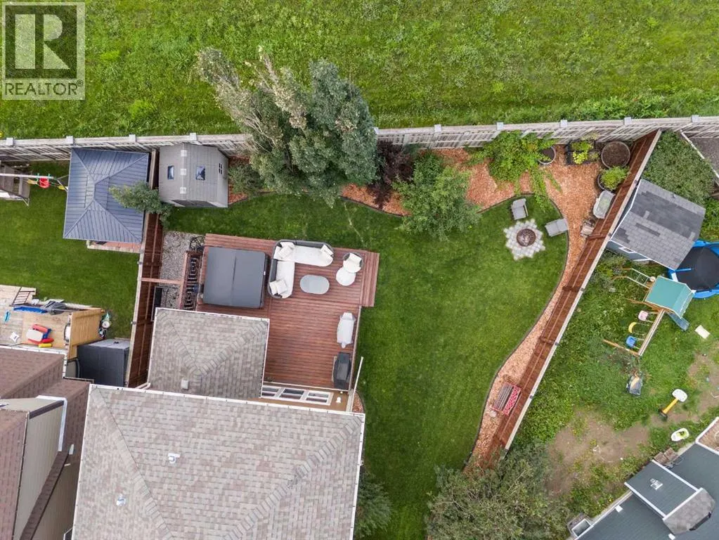 395 Mahogany Terrace SE