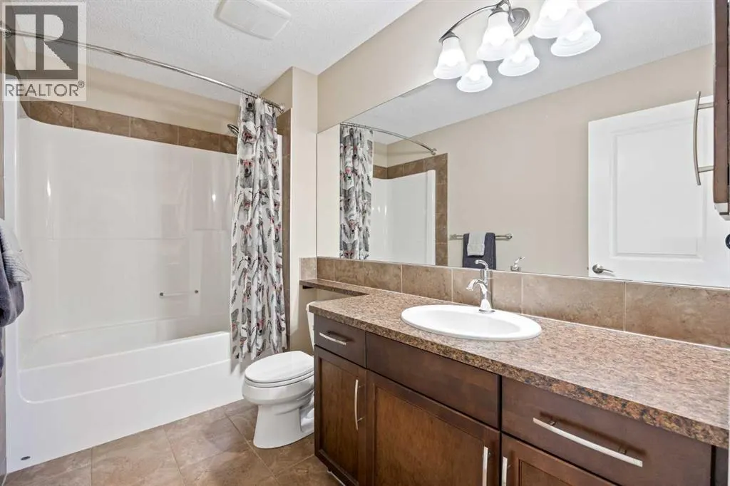 395 Mahogany Terrace SE