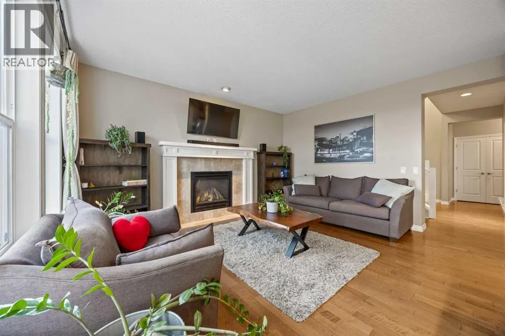 395 Mahogany Terrace SE