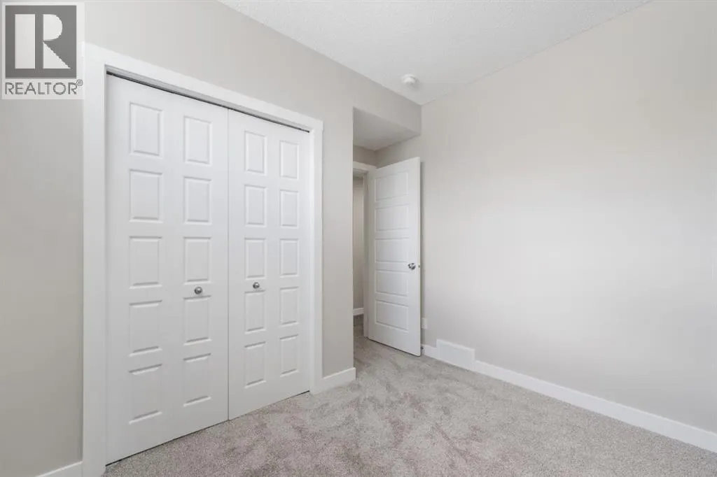 340 Cobblestone Gate SW