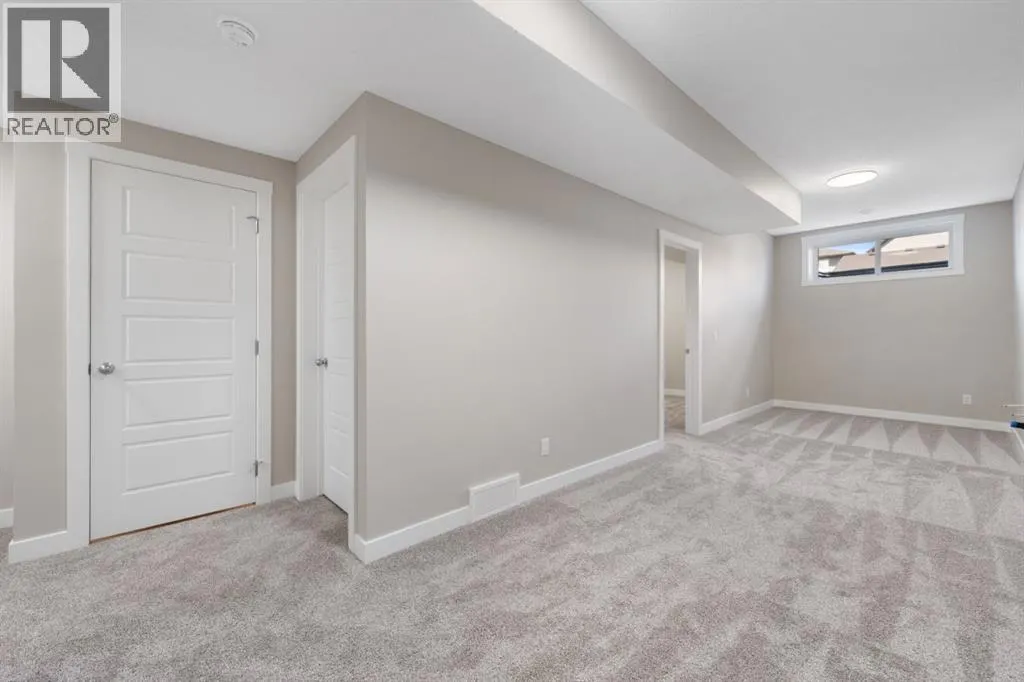 340 Cobblestone Gate SW