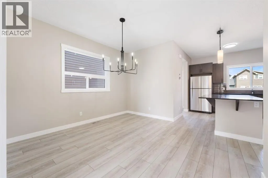 340 Cobblestone Gate SW
