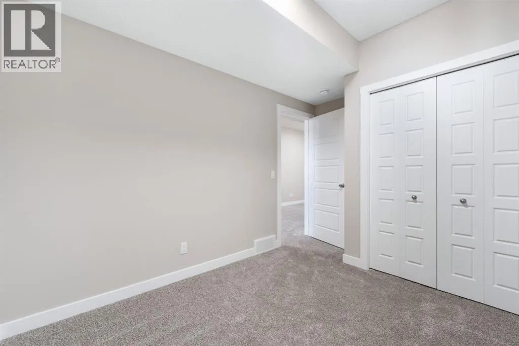 340 Cobblestone Gate SW