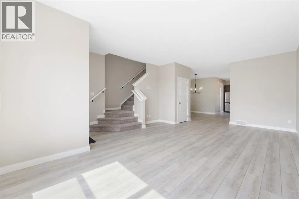 340 Cobblestone Gate SW