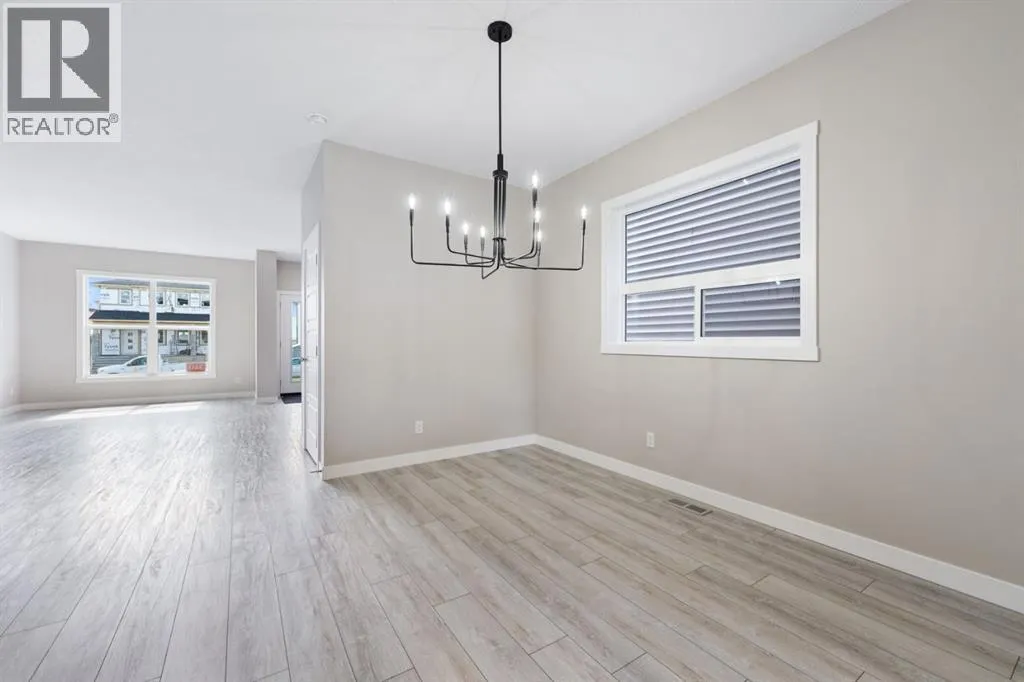 340 Cobblestone Gate SW