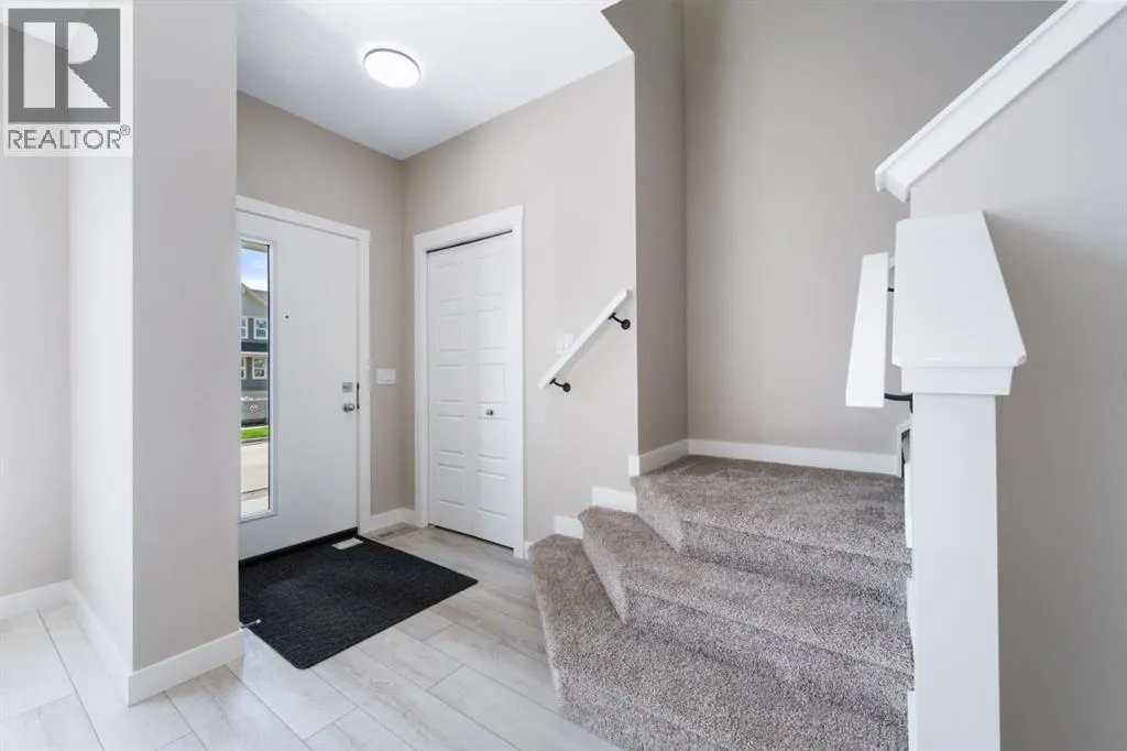 340 Cobblestone Gate SW