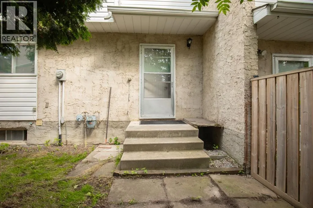 C2, 35 Nash Street