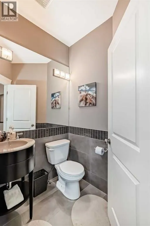 2695 Ravenslea Gardens SE