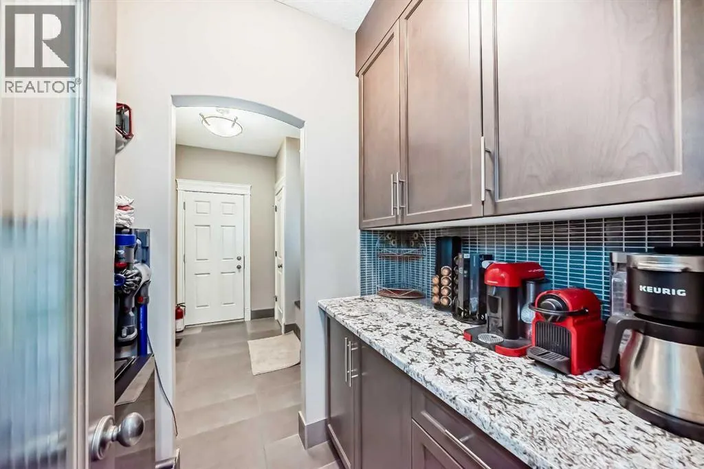 2695 Ravenslea Gardens SE