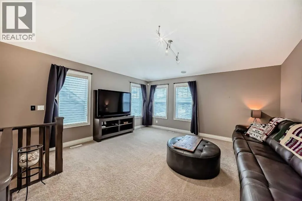 2695 Ravenslea Gardens SE