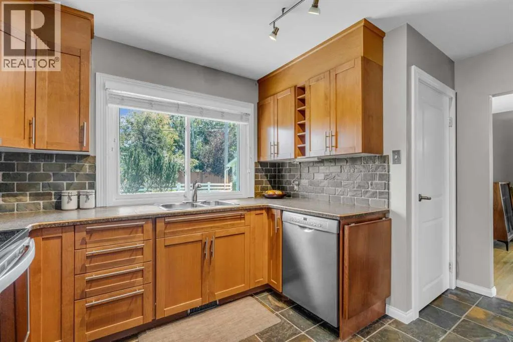 3119 Richmond Road SW