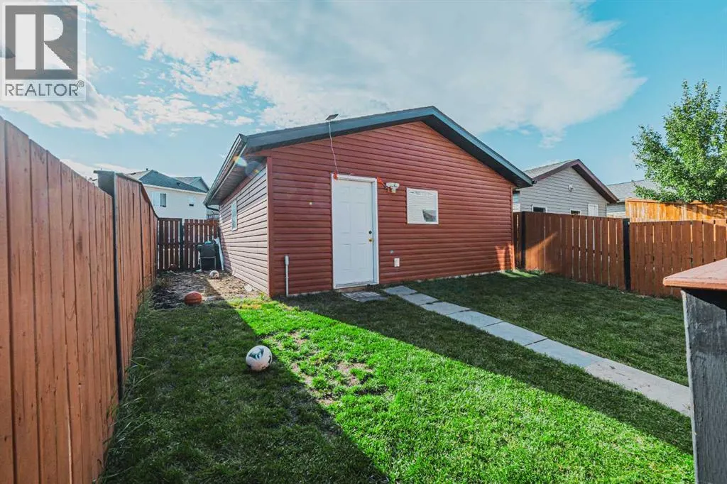 9249 Saddlebrook Drive NE