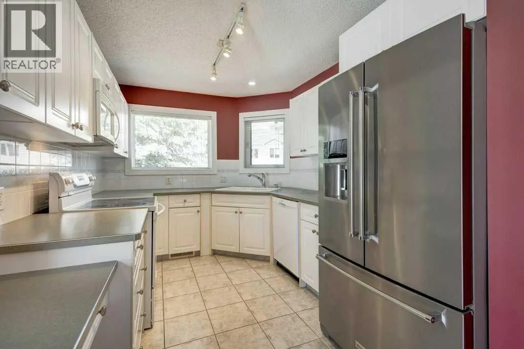 127 Patina Court SW