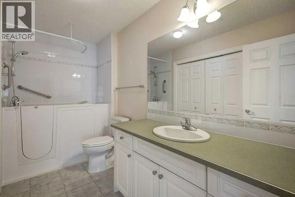 127 Patina Court SW