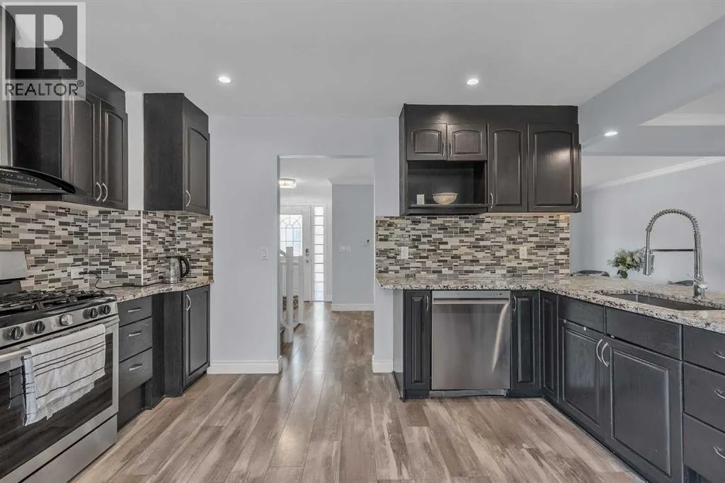 39 Templeridge Bay NE
