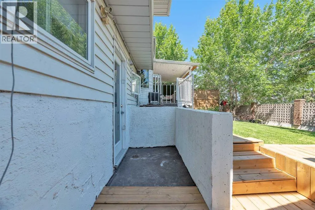 39 Templeridge Bay NE