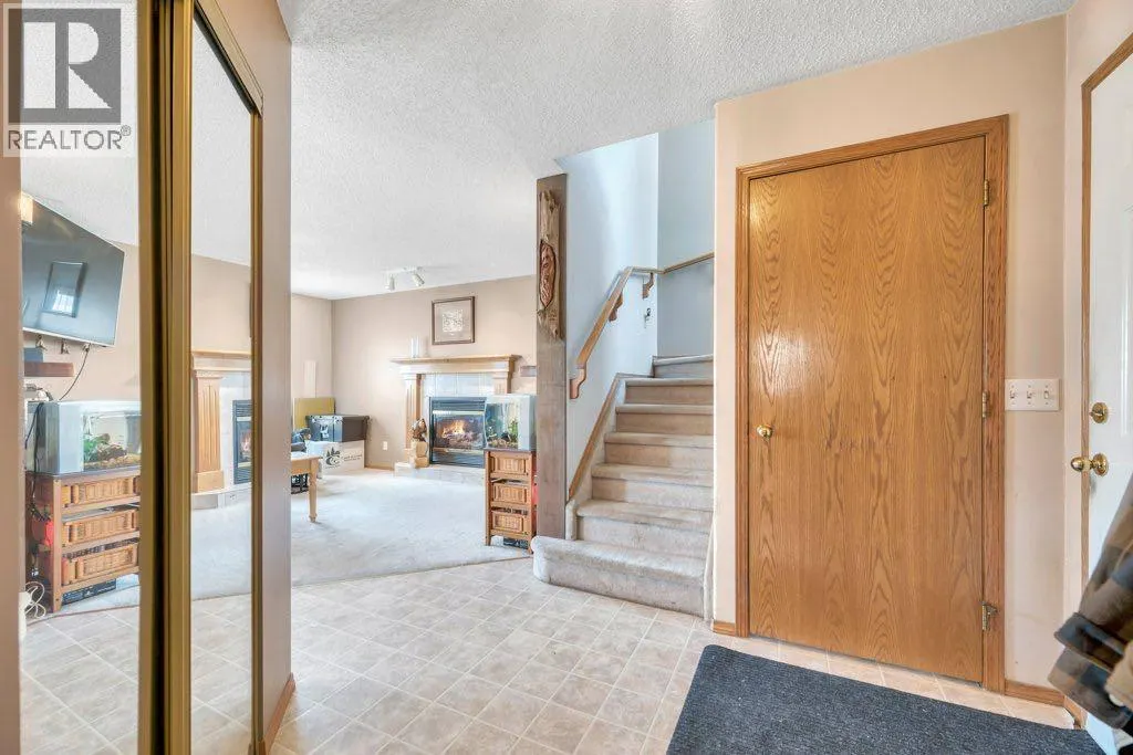 7 Springs Crescent SE
