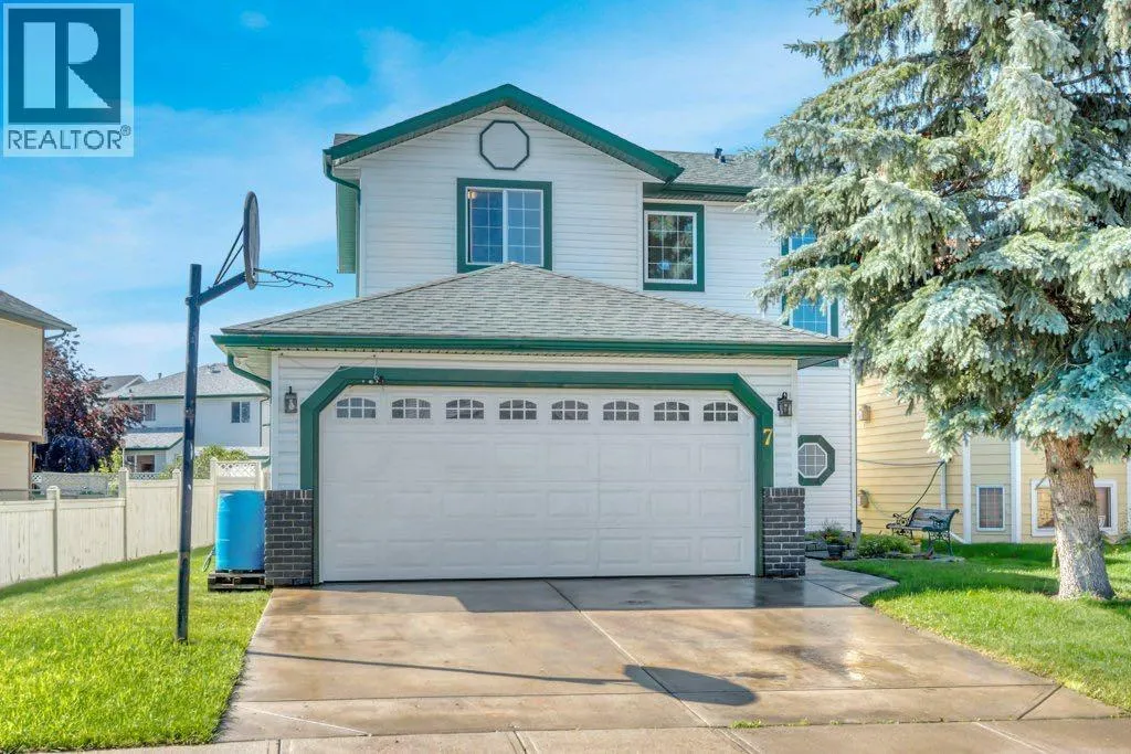 7 Springs Crescent SE