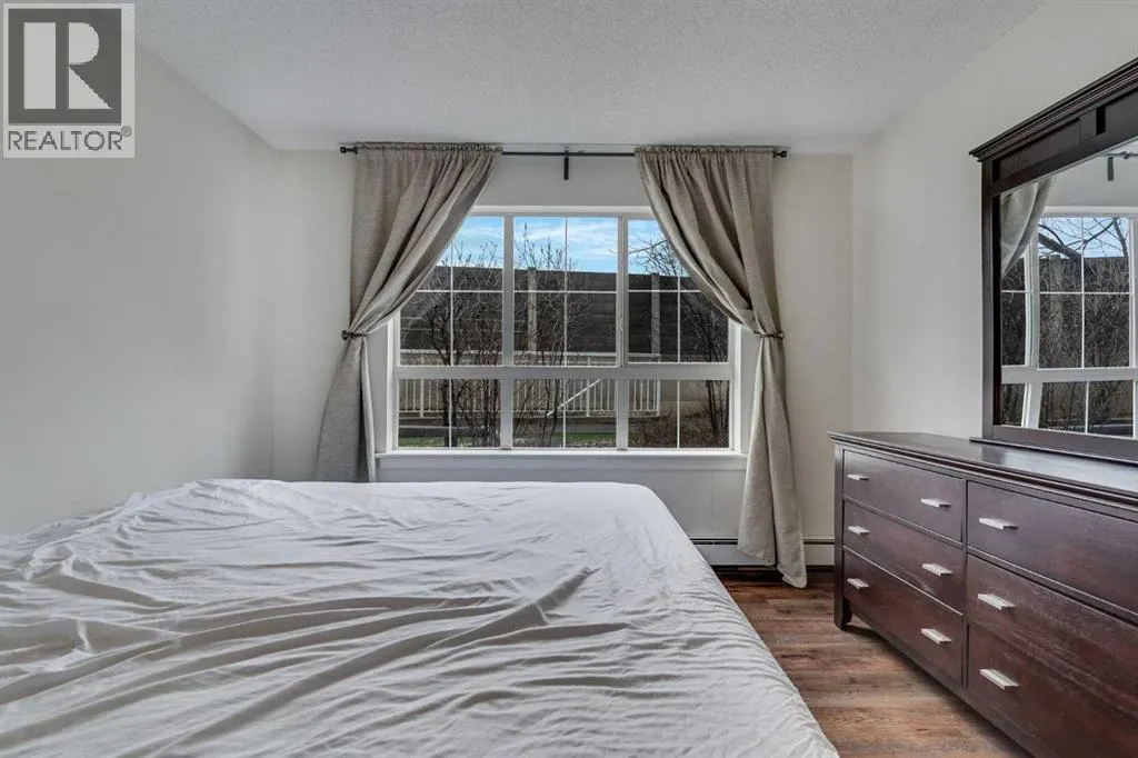 113, 35 Richard Court SW